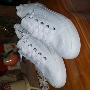 Maurices 9 1/2 brand new slip on shoes